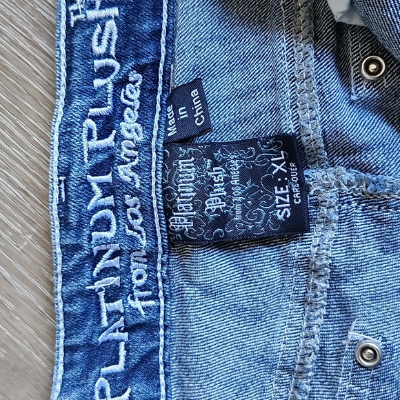 PLATINUM PLUSH Women's Blue Embellished Jean Shorts - Picture 6 of 7